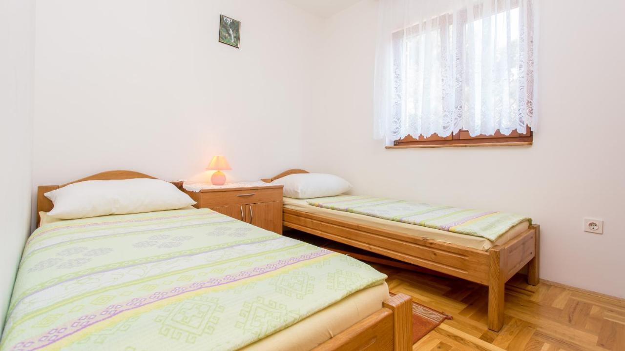 Apartment Branko Шіло Екстер'єр фото