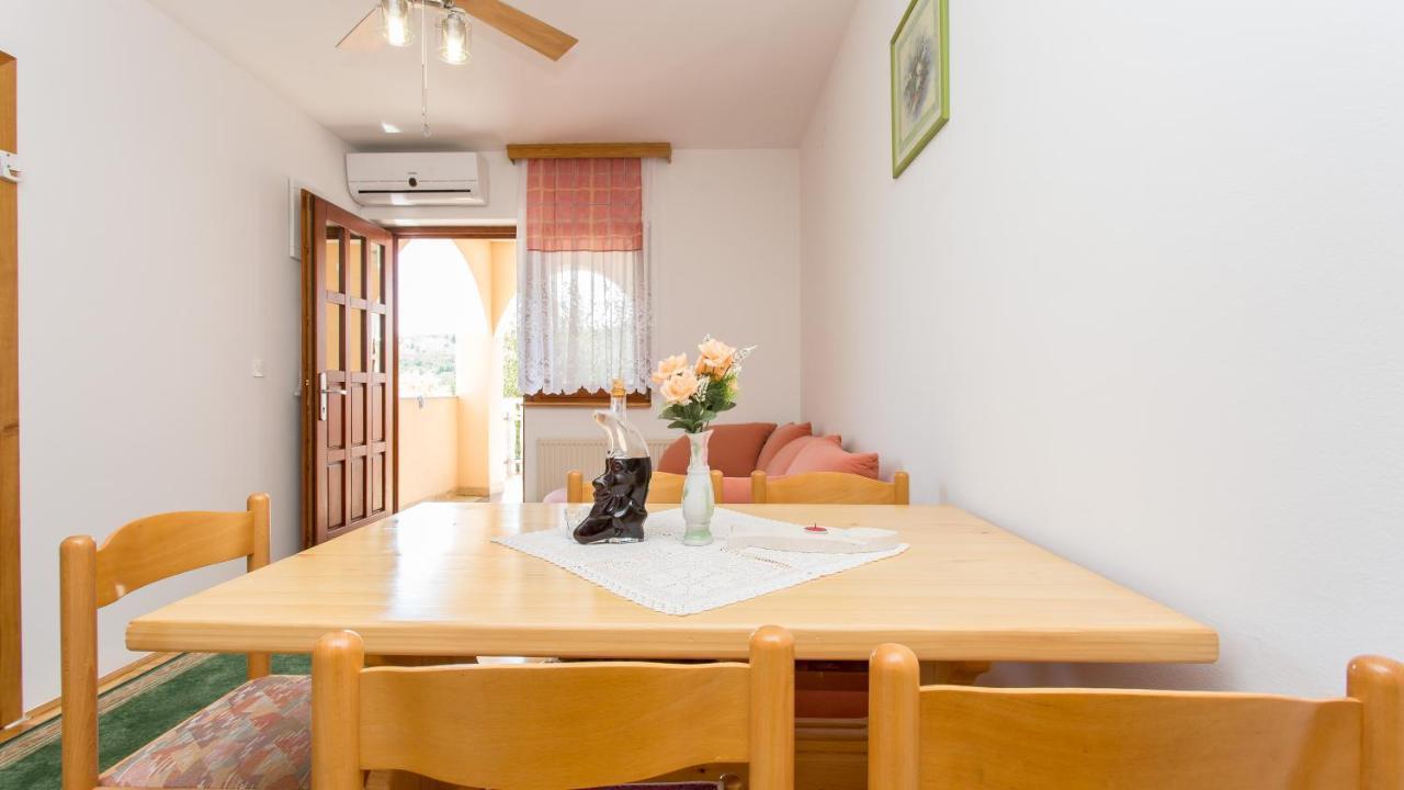 Apartment Branko Шіло Екстер'єр фото