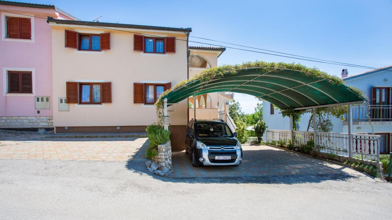Apartment Branko Шіло Екстер'єр фото